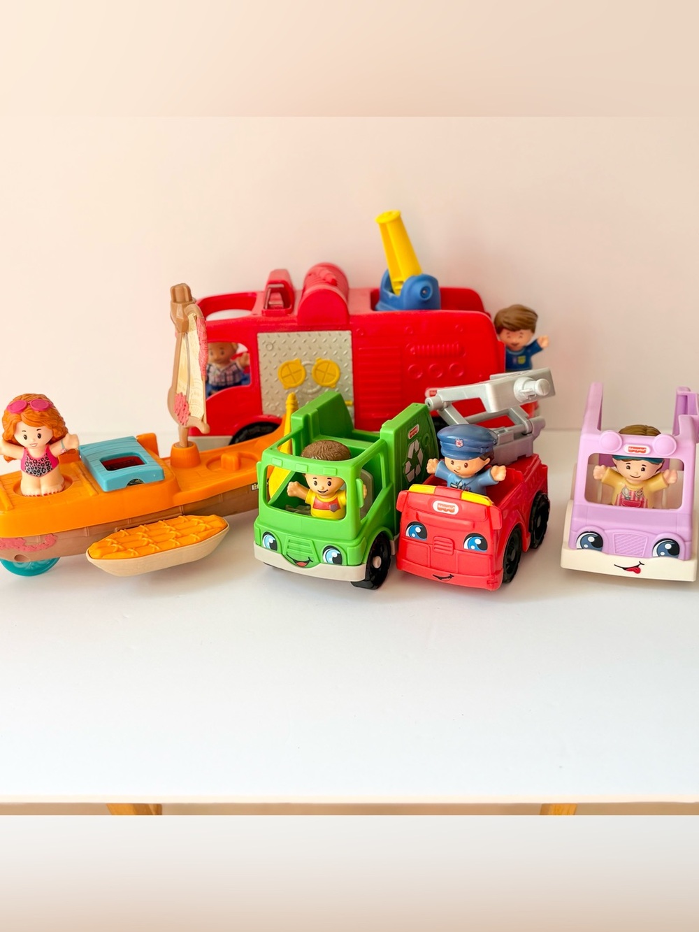 Fisher Price Little People Firetrucks Vehicles Figures‎ Lot